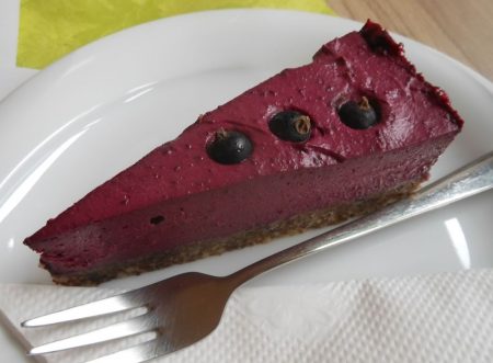 Raw Vegan Blueberry Cheesecake